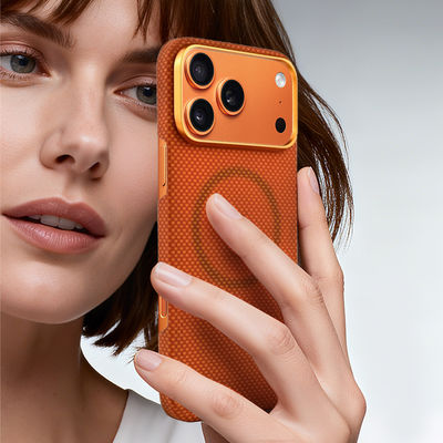 iPhone 17 Pro Max için Metal Çerçeveli Premium Aramid Karbon Fiber Cep Telefonu Kılıfı