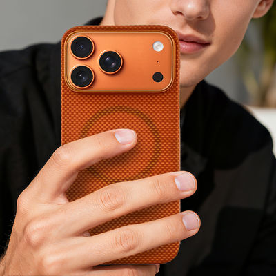 iPhone 17 Pro Max için Metal Çerçeveli Premium Aramid Karbon Fiber Cep Telefonu Kılıfı